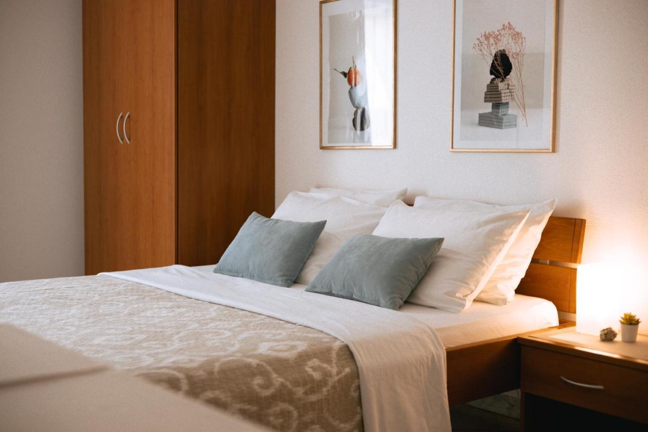 Appartamento Garden House Vodice Esterno foto